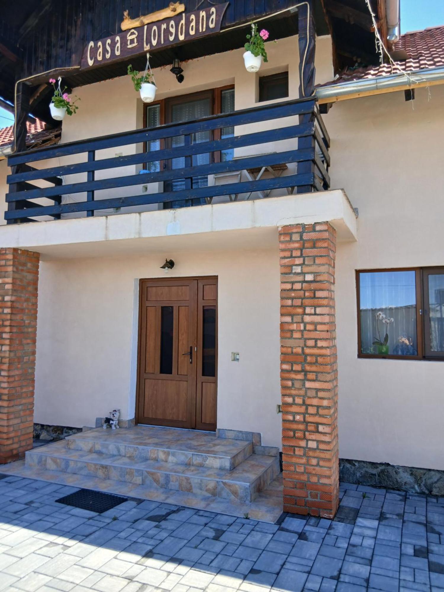 Casa Loredana Cîrţişoara 外观 照片